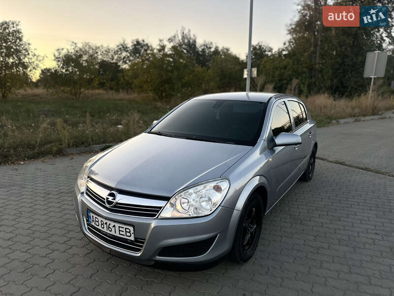 Хетчбек Opel Astra 2007 в Тульчині