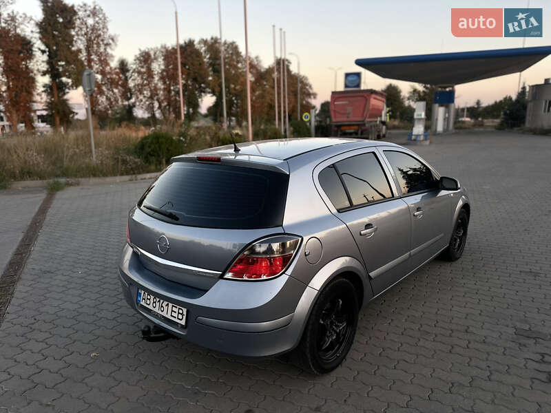 Хетчбек Opel Astra 2007 в Тульчині
