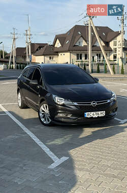 Универсал Opel Astra 2016 в Луцке Универсал Opel Astra 2016 в Луцке