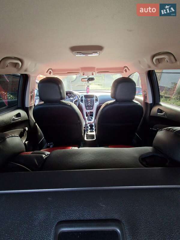 Универсал Opel Astra 2011 в Коростене фото 6 Универсал Opel Astra 2011 в Коростене