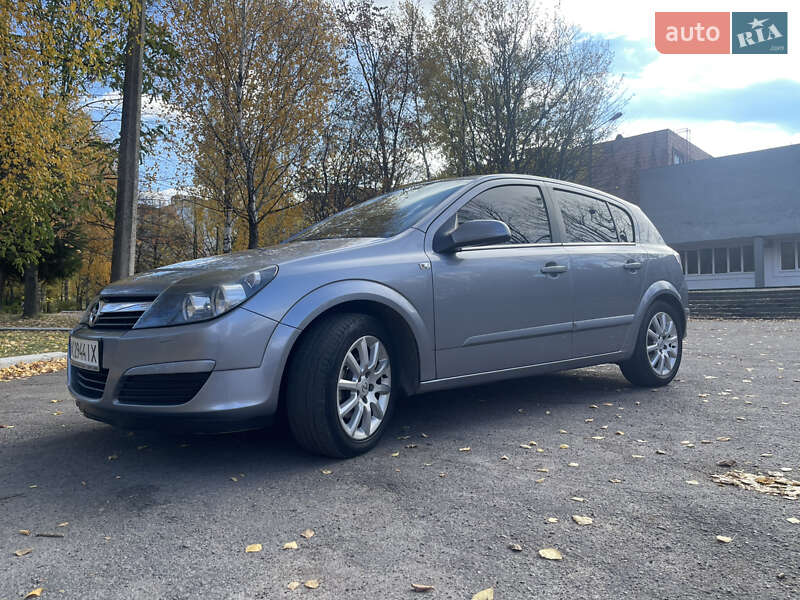 Хетчбек Opel Astra 2004 в Рівному фото 4 Хетчбек Opel Astra 2004 в Рівному