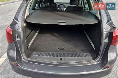 Универсал Opel Astra 2010 в 