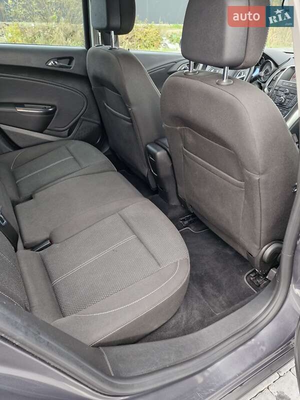 Универсал Opel Astra 2010 в Самборе фото 34 Универсал Opel Astra 2010 в Самборе