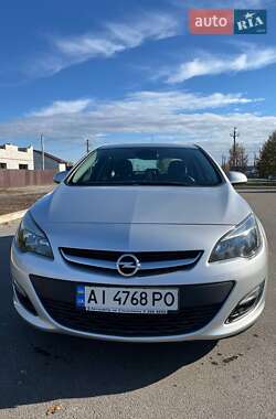 Седан Opel Astra 2016 в Бучі