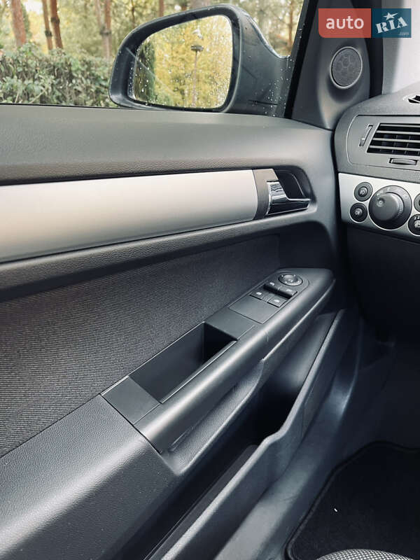 Универсал Opel Astra 2010 в Луцке фото 25 Универсал Opel Astra 2010 в Луцке