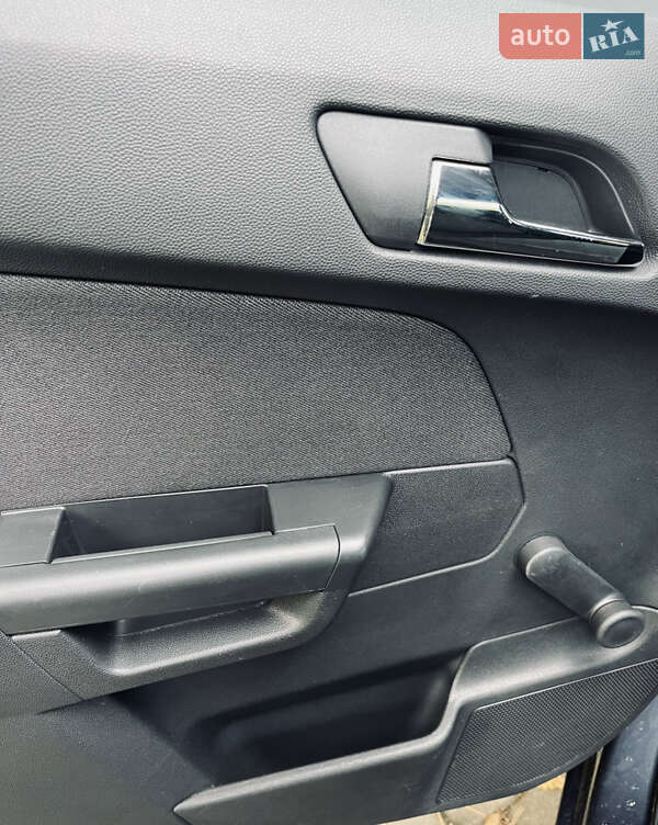 Универсал Opel Astra 2010 в Луцке фото 30 Универсал Opel Astra 2010 в Луцке