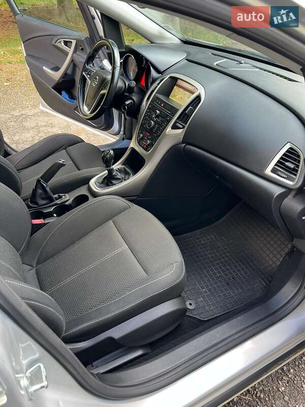 Универсал Opel Astra 2011 в Стрые фото 14 Универсал Opel Astra 2011 в Стрые