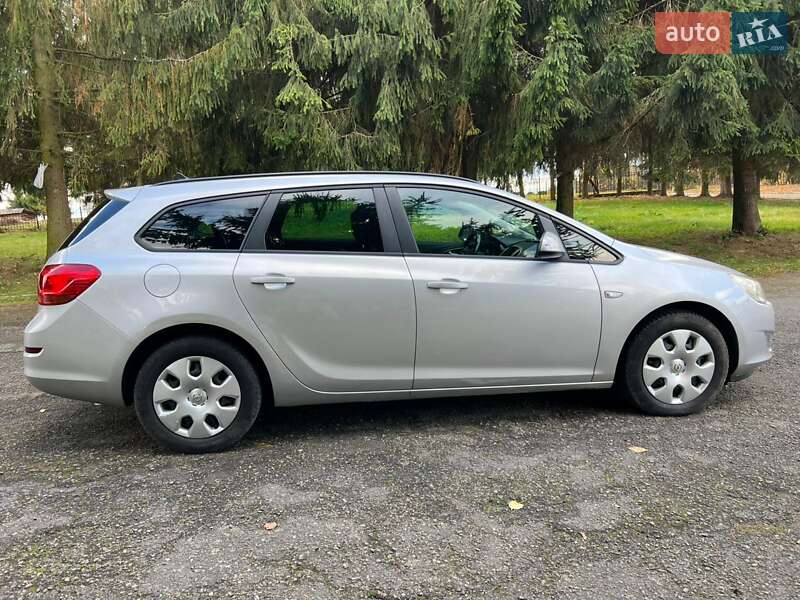 Универсал Opel Astra 2011 в Стрые фото 7 Универсал Opel Astra 2011 в Стрые