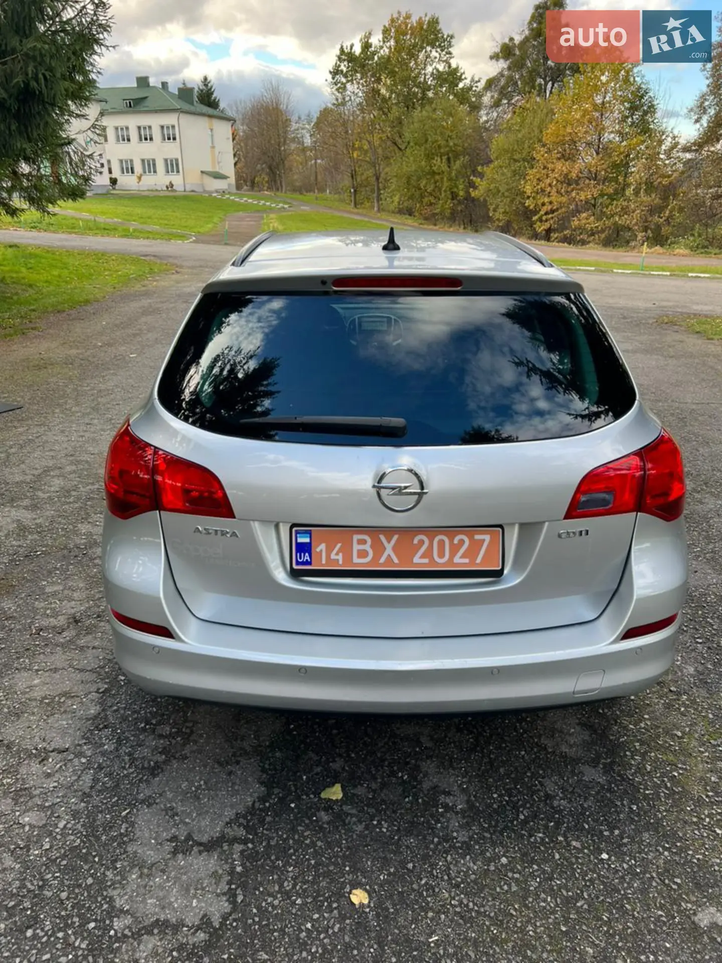 2011 Opel Astra - мініатюра 8