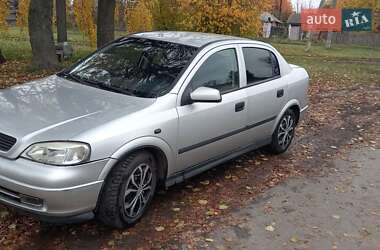 Седан Opel Astra 2001 в Зенькове