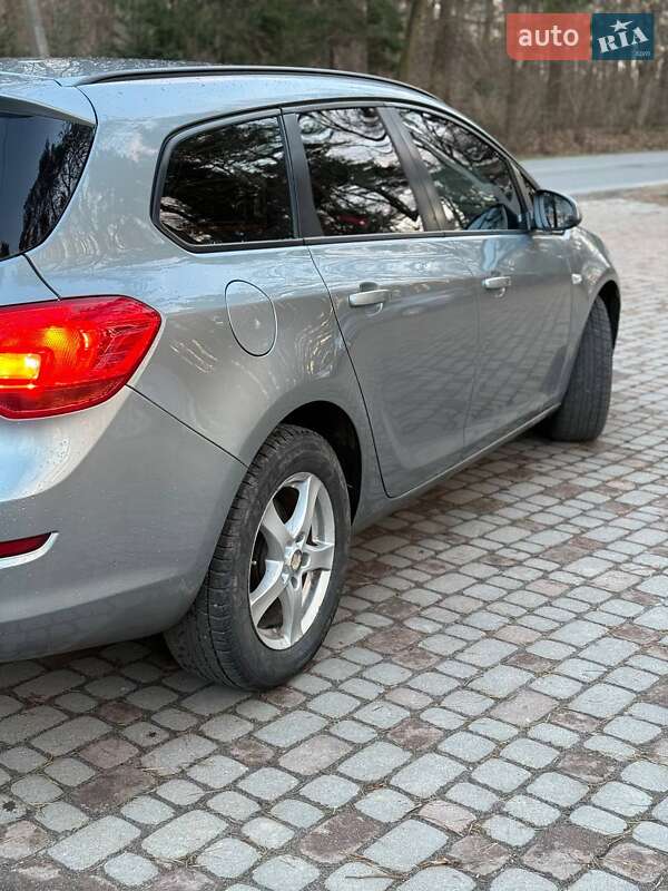 Універсал Opel Astra 2011 в Дрогобичі фото 3 Універсал Opel Astra 2011 в Дрогобичі