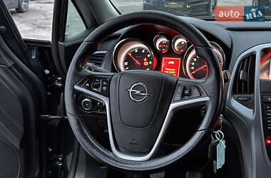 Универсал Opel Astra 2014 в 