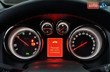 Универсал Opel Astra 2014 в 