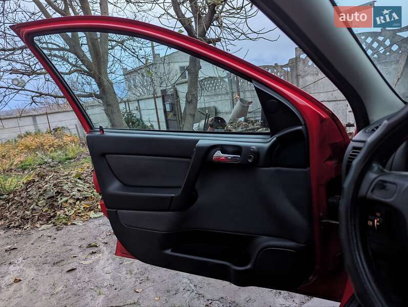 Хэтчбек Opel Astra 2006 в Харькове