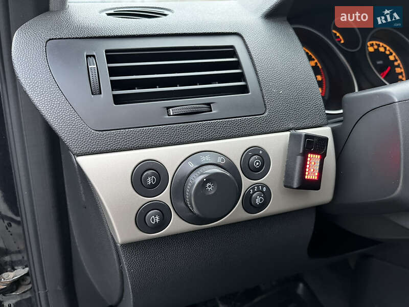 Хэтчбек Opel Astra 2008 в Звягеле фото 11 Хэтчбек Opel Astra 2008 в Звягеле