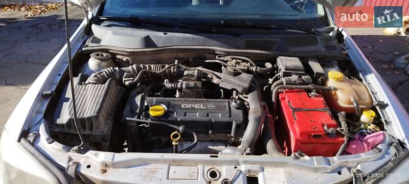 Универсал Opel Astra 2002 в Хмельницком