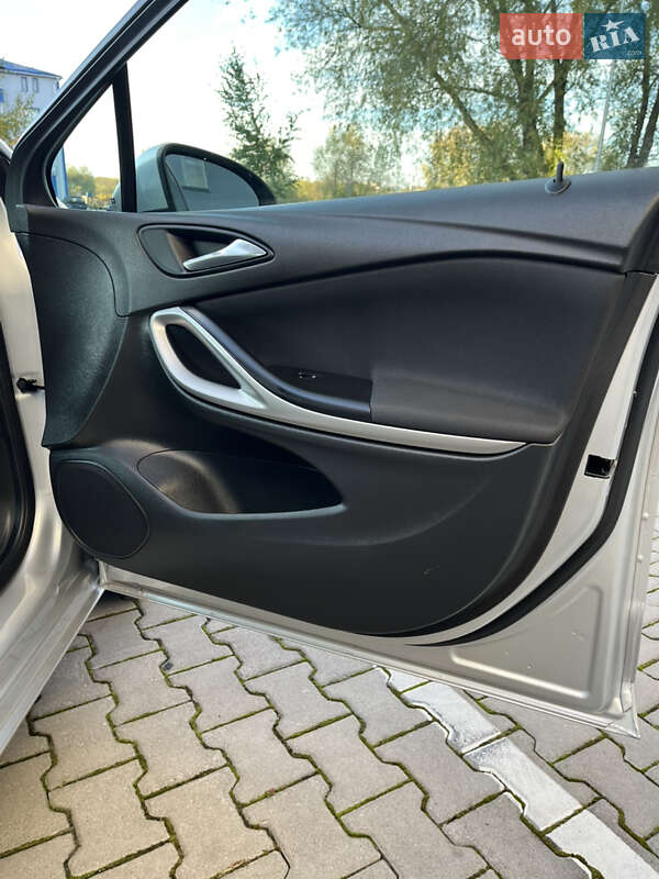 Универсал Opel Astra 2019 в Хмельницком фото 25 Универсал Opel Astra 2019 в Хмельницком