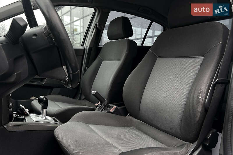 Хэтчбек Opel Astra 2005 в Ивано-Франковске