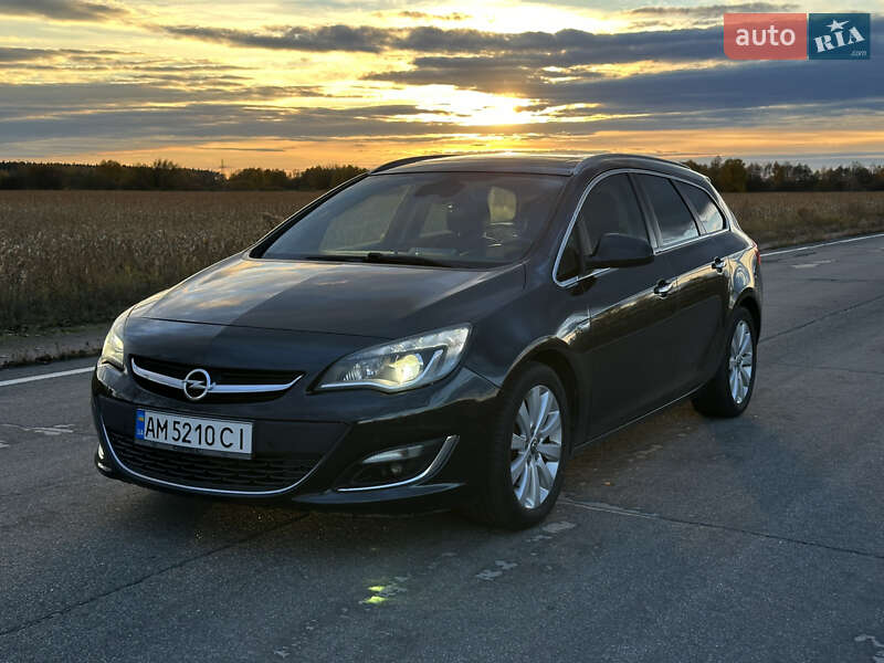 Универсал Opel Astra 2013 в Житомире фото Универсал Opel Astra 2013 в Житомире