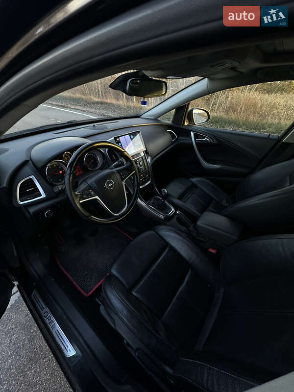Универсал Opel Astra 2013 в Житомире фото 25 Универсал Opel Astra 2013 в Житомире
