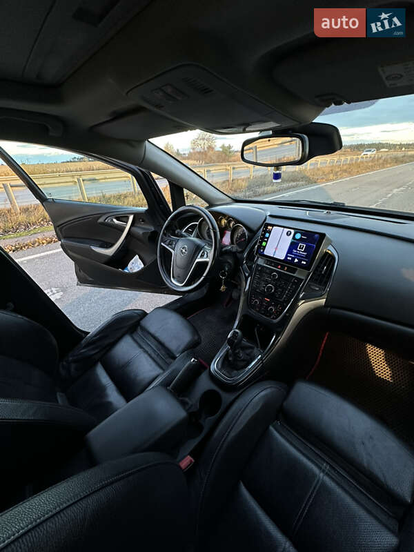 Универсал Opel Astra 2013 в Житомире фото 28 Универсал Opel Astra 2013 в Житомире