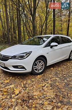 Універсал Opel Astra 2019 в Нетішині