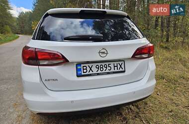 Универсал Opel Astra 2019 в Нетешине
