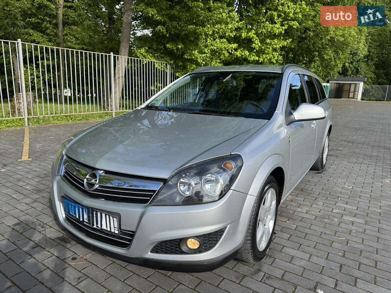 Универсал Opel Astra 2010 в Вишневце фото 21 Универсал Opel Astra 2010 в Вишневце