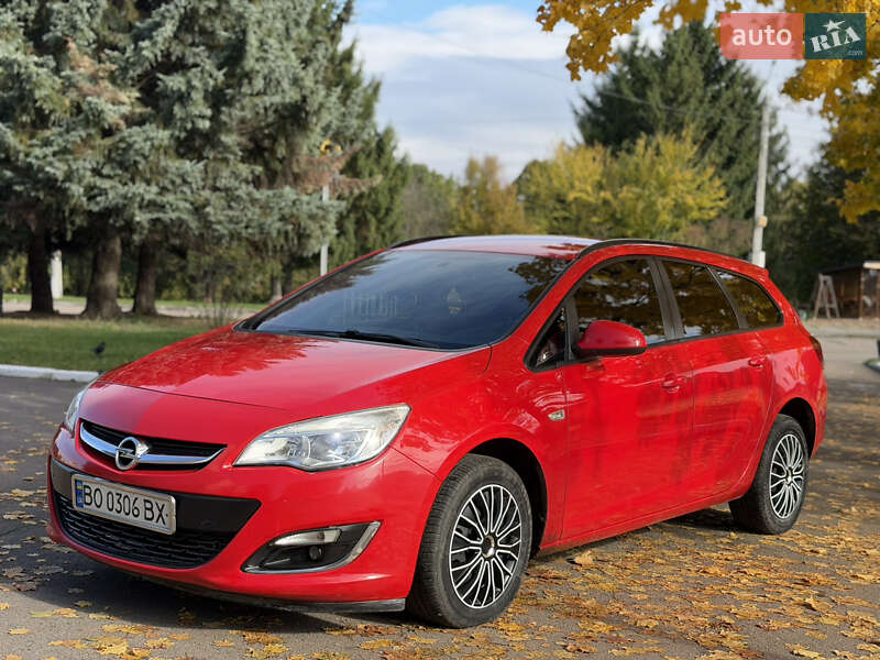 Универсал Opel Astra 2013 в Ровно фото 4 Универсал Opel Astra 2013 в Ровно