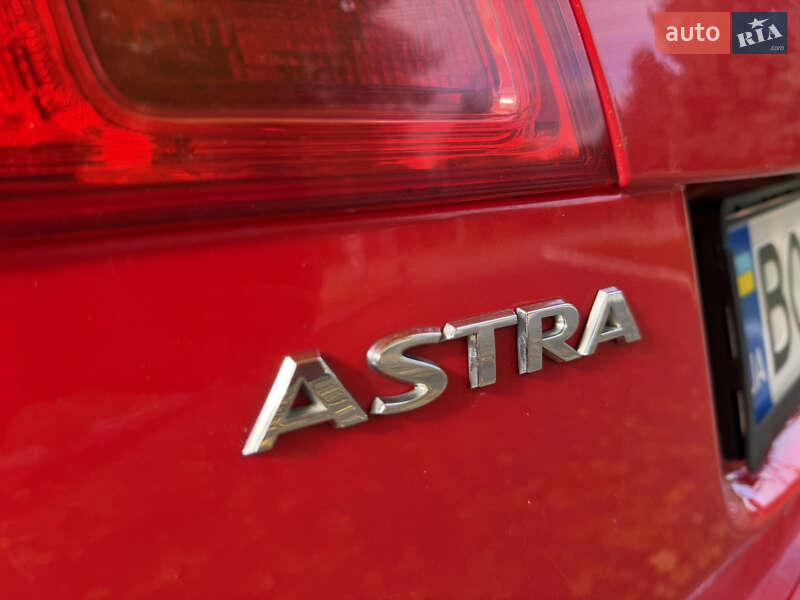 Универсал Opel Astra 2013 в Ровно фото 40 Универсал Opel Astra 2013 в Ровно