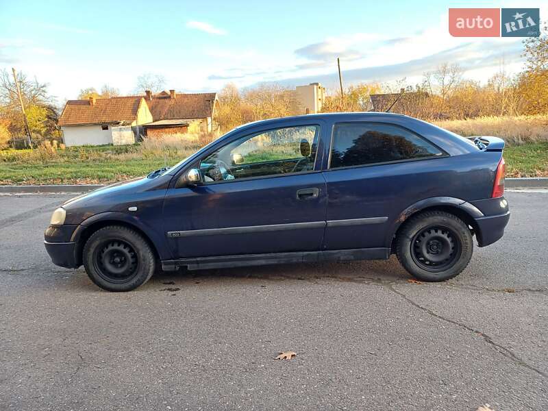 Купе Opel Astra 2000 в Калуше