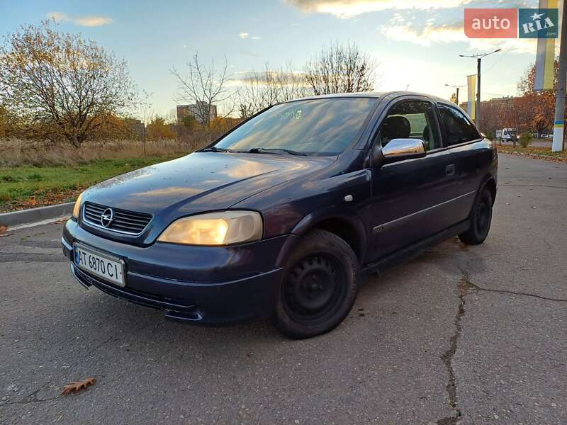 Купе Opel Astra 2000 в Калуше