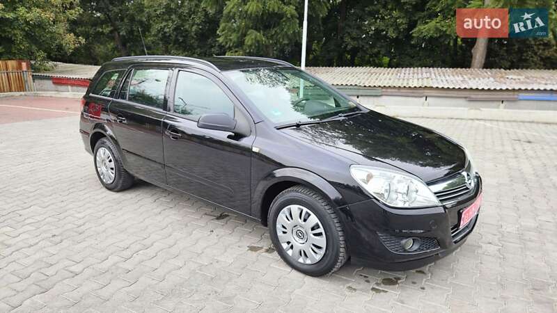 Універсал Opel Astra 2008 в Вінниці