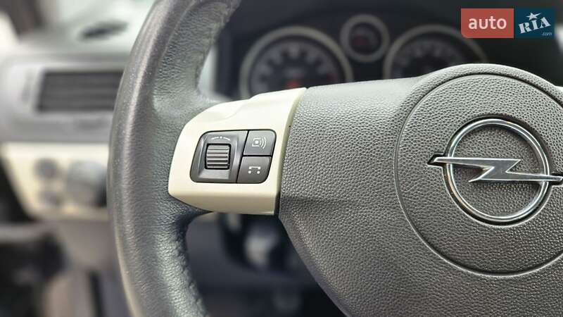 Універсал Opel Astra 2008 в Вінниці