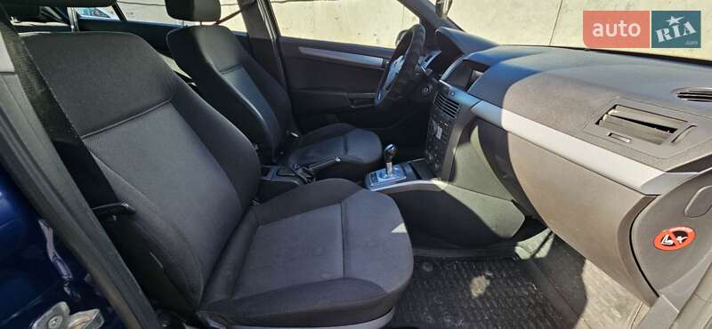 Хэтчбек Opel Astra 2006 в Киеве фото 16 Хэтчбек Opel Astra 2006 в Киеве