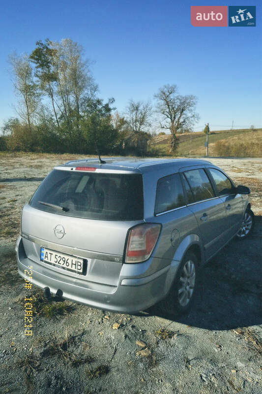 Универсал Opel Astra 2007 в Ивано-Франковске