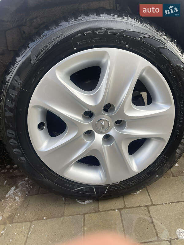 Универсал Opel Astra 2010 в Шацке фото 10 Универсал Opel Astra 2010 в Шацке