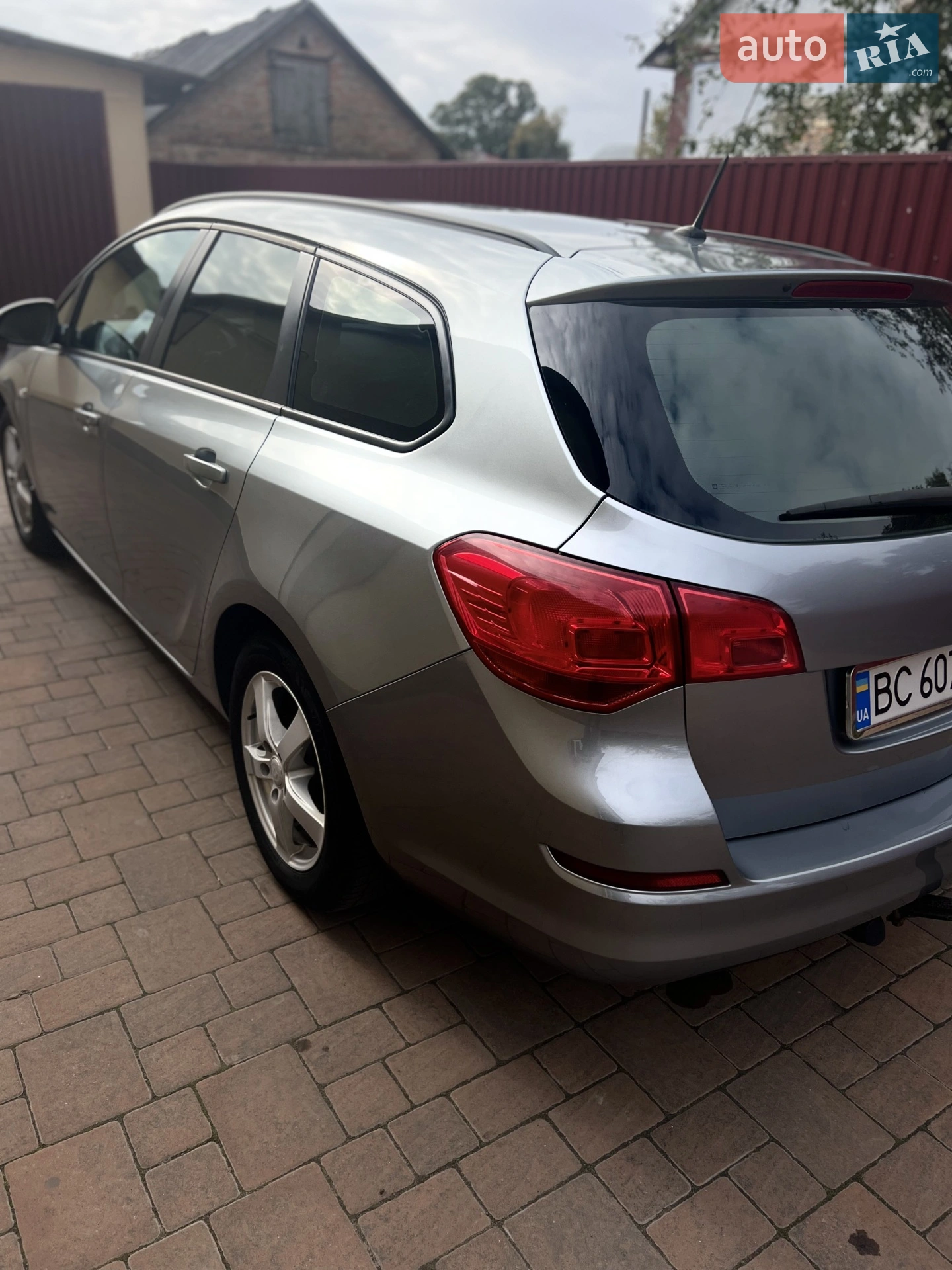 2011 Opel Astra - мініатюра 8
