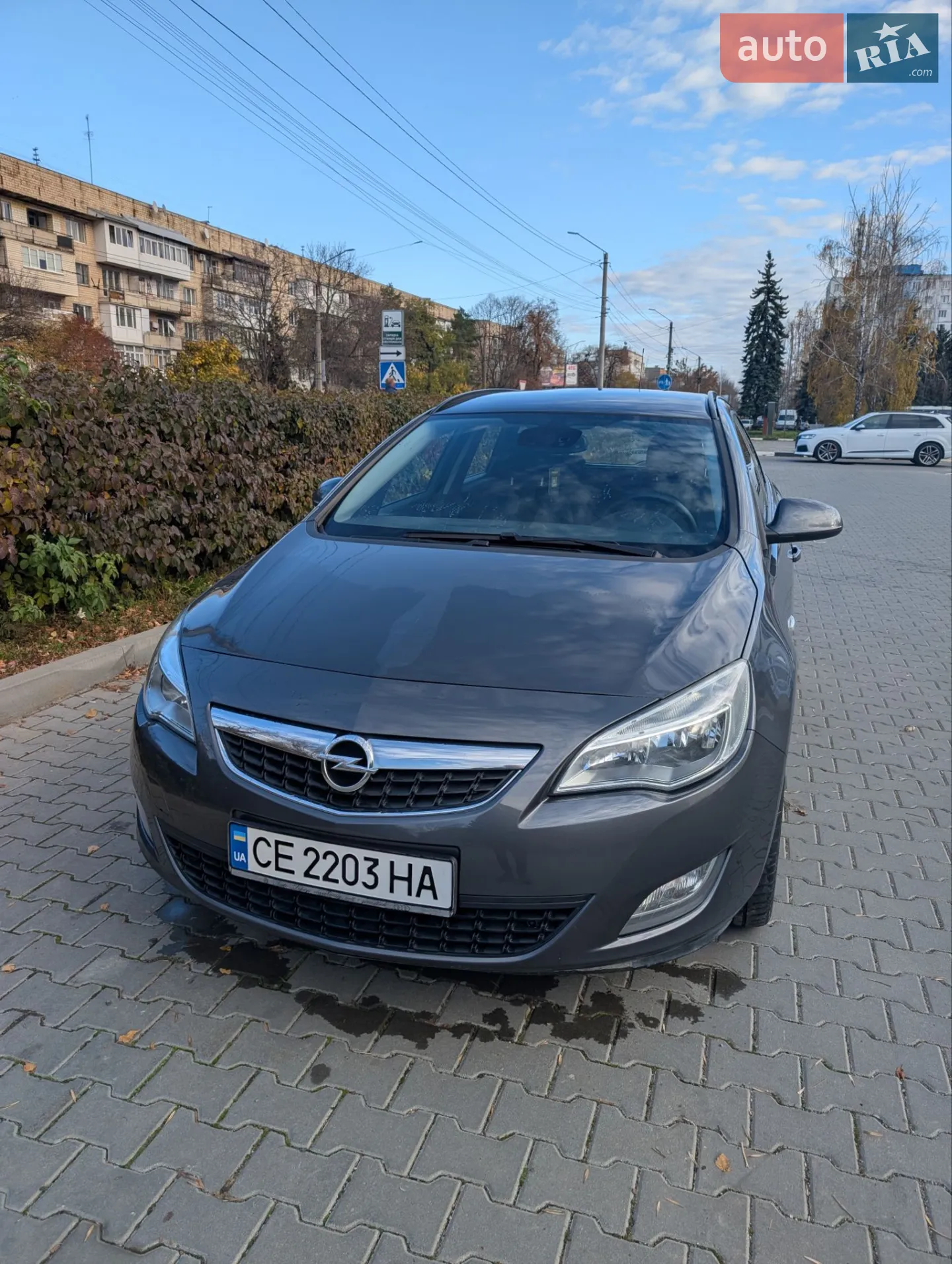2011 Opel Astra - фото 1
