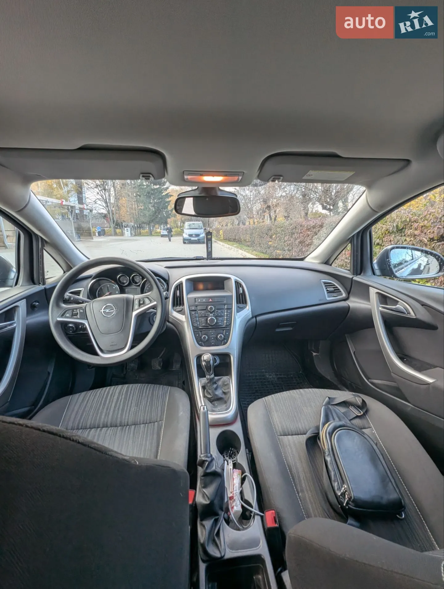 2011 Opel Astra - мініатюра 19