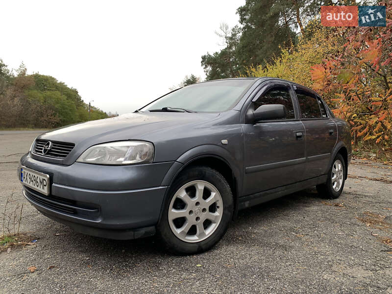 Седан Opel Astra 2008 в Краснограде фото Седан Opel Astra 2008 в Краснограде