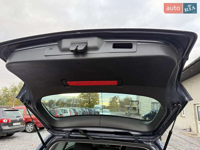 Универсал Opel Astra 2009 в Луцке фото 143 Универсал Opel Astra 2009 в Луцке