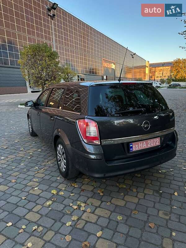 Універсал Opel Astra 2011 в Луцьку фото 51 Універсал Opel Astra 2011 в Луцьку