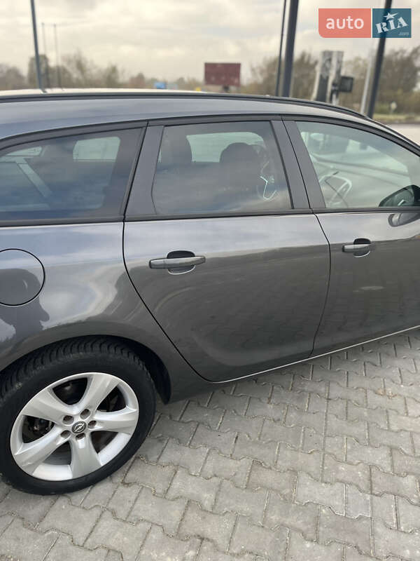 Универсал Opel Astra 2011 в Владимире фото 8 Универсал Opel Astra 2011 в Владимире