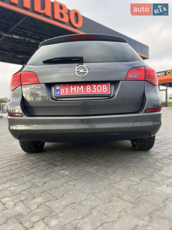 Универсал Opel Astra 2011 в Владимире фото 13 Универсал Opel Astra 2011 в Владимире