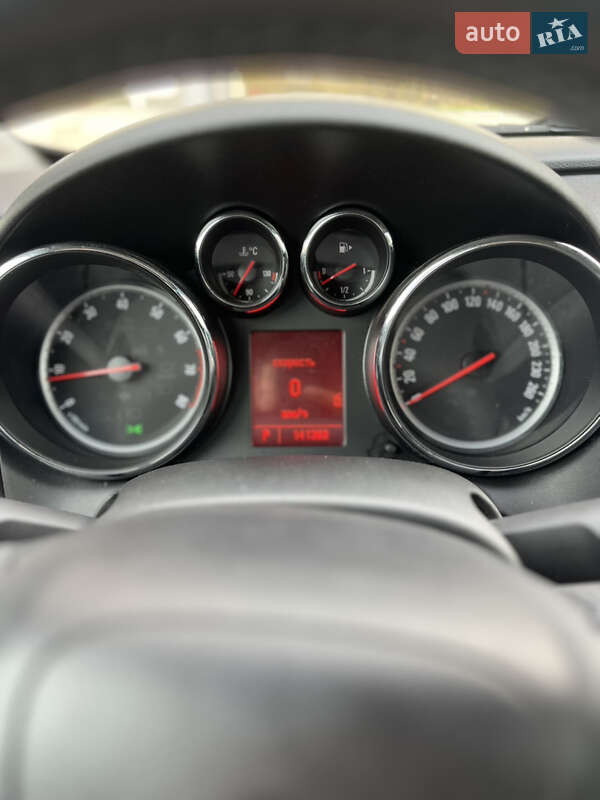 Универсал Opel Astra 2011 в Владимире фото 52 Универсал Opel Astra 2011 в Владимире