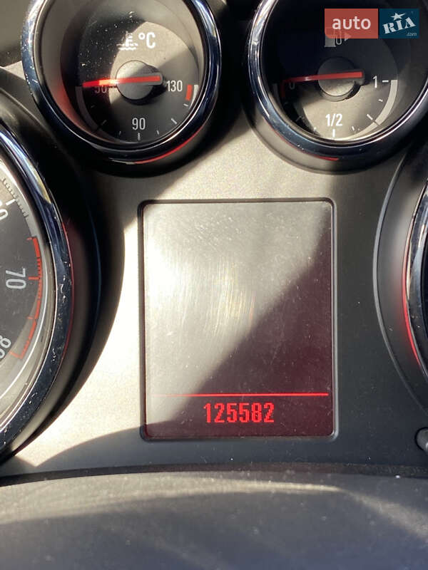 Универсал Opel Astra 2011 в Луцке фото 10 Универсал Opel Astra 2011 в Луцке