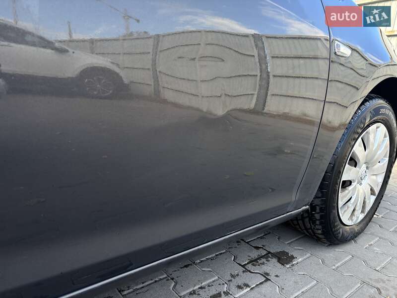 Хэтчбек Opel Astra 2013 в Львове