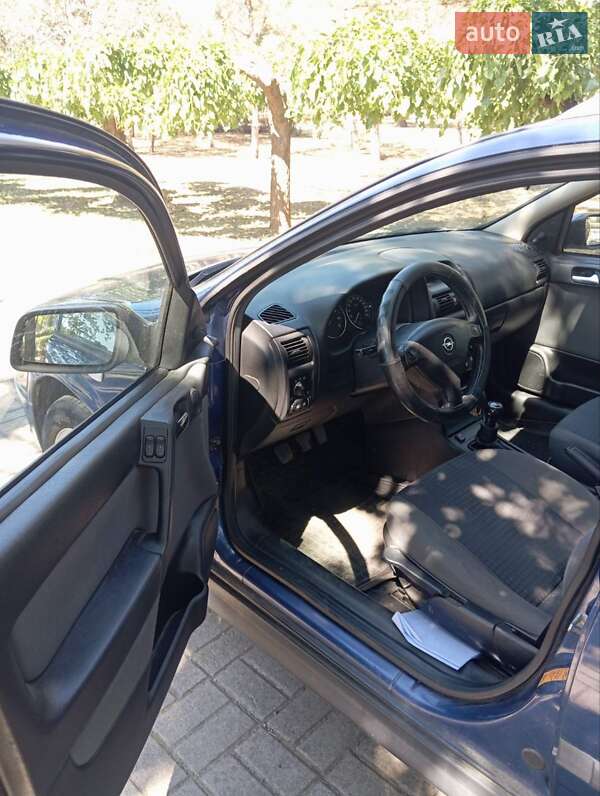 Універсал Opel Astra 2002 в Запоріжжі
