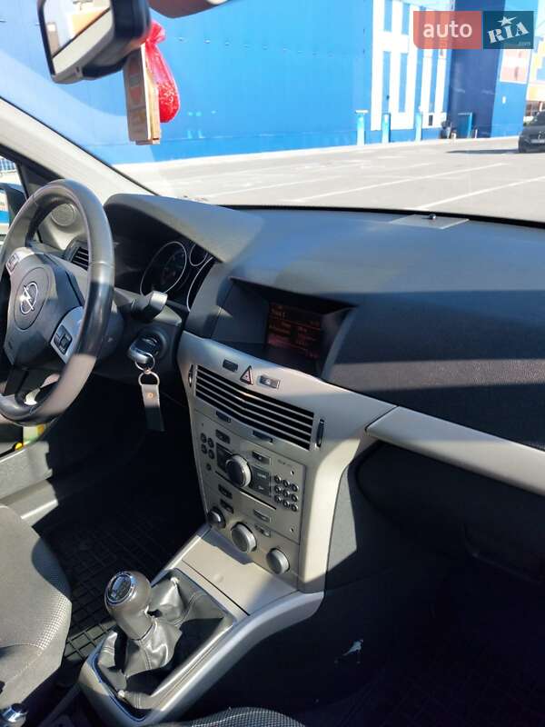 Універсал Opel Astra 2009 в Кам'янець-Подільському фото 3 Універсал Opel Astra 2009 в Кам'янець-Подільському